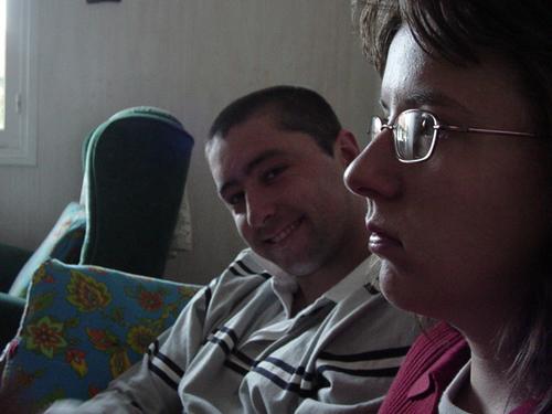 Sur le canape, on est tres attentif