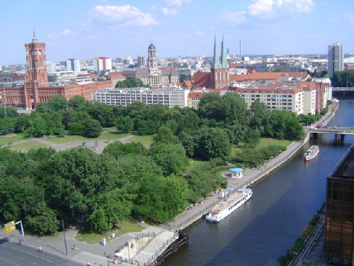 Nikolaikirche et Rathaus