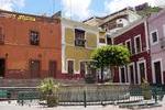 Des maisons trs colores
