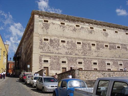 L%27alhonga de Granaditas, un palais-muse