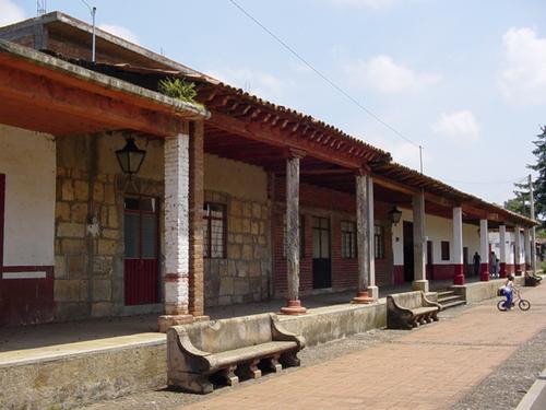Tiripetio, la place centrale